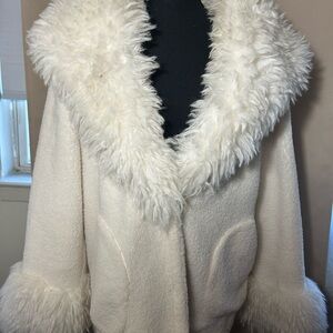 PrettyLittleThing Cream Teddy Jacket